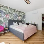 Premium 4br Near Buda Castle *