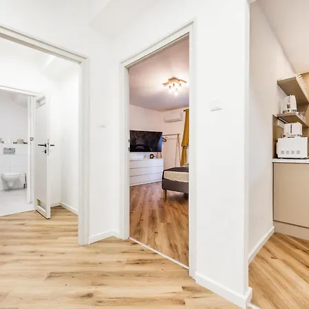 Premium 4br Near Buda Castle بودابست