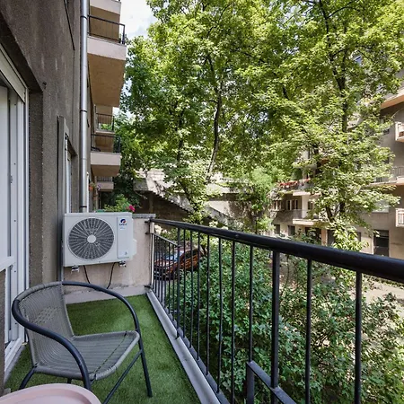 Premium 4br Near Buda Castle شقة