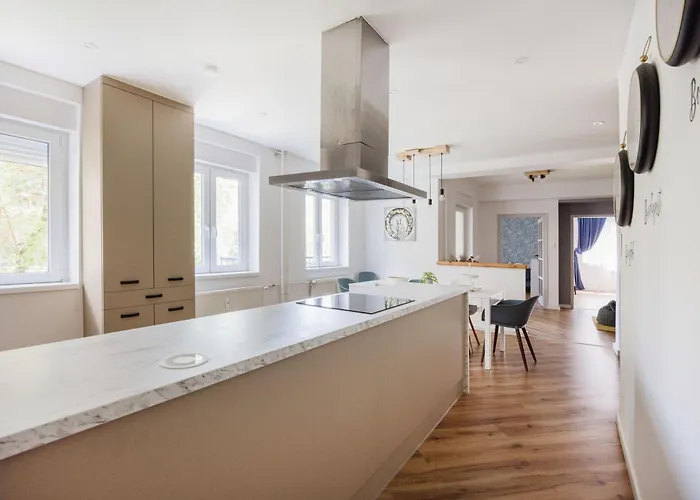 Premium 4br Near Buda Castle Apartament Budapesta