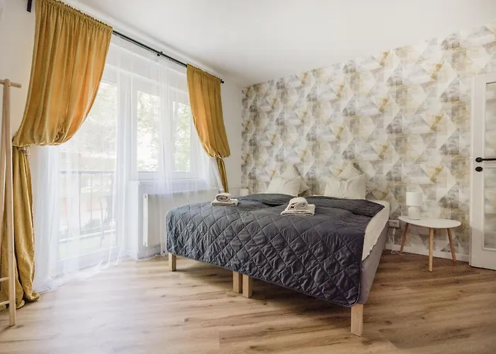 Premium 4br Near Buda Castle Apartament
