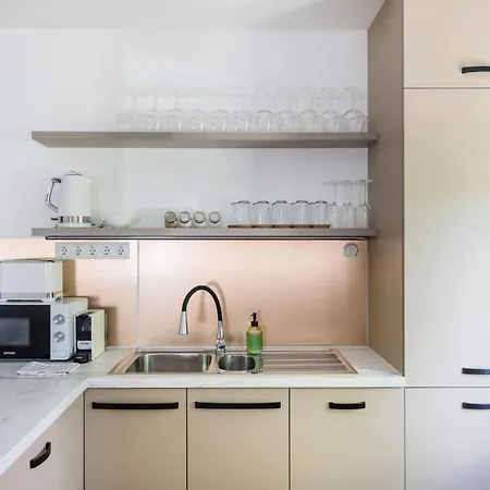 Premium 4br Near Buda Castle Apartment Budapest