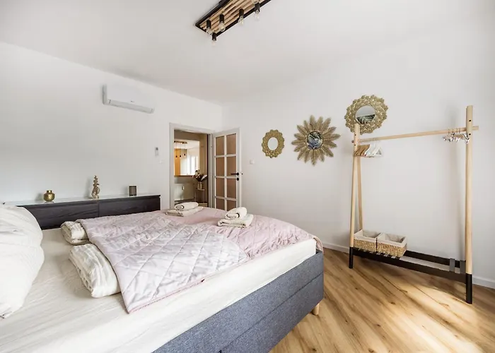 Premium 4br Near Buda Castle * Будапешт