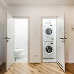 Premium 4br Near Buda Castle Appartement